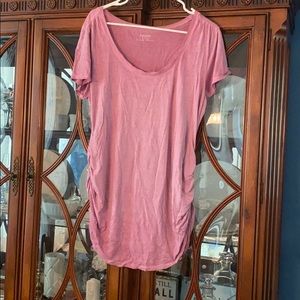 Maternity t shirt